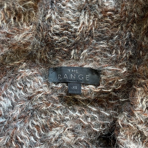 The Range NYC Sweater - Picture 4 of 5